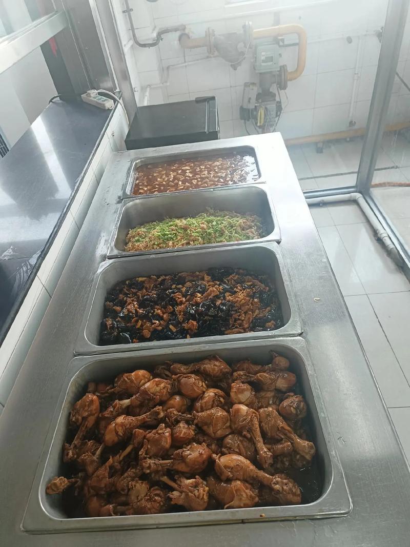 10-11 19:18 全部评论 大家都在搜: 天津市荣腾辉餐饮管理